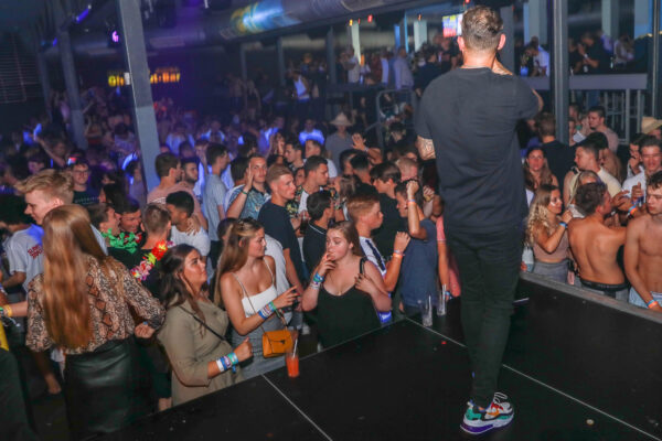 DGV: All Night Free Bar - Image 2